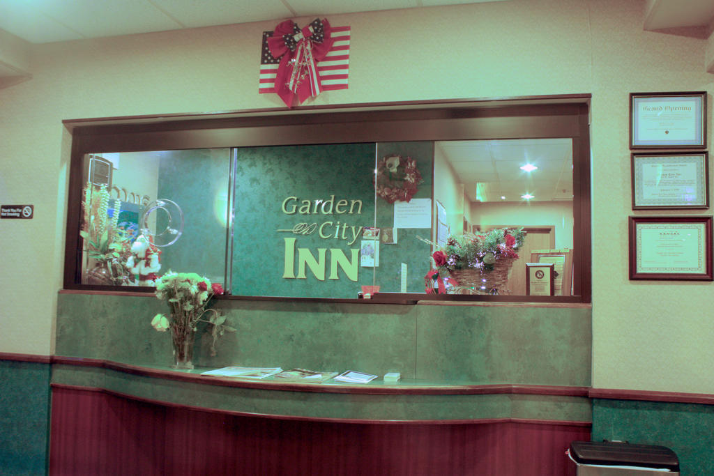 Garden City Inn מראה חיצוני תמונה