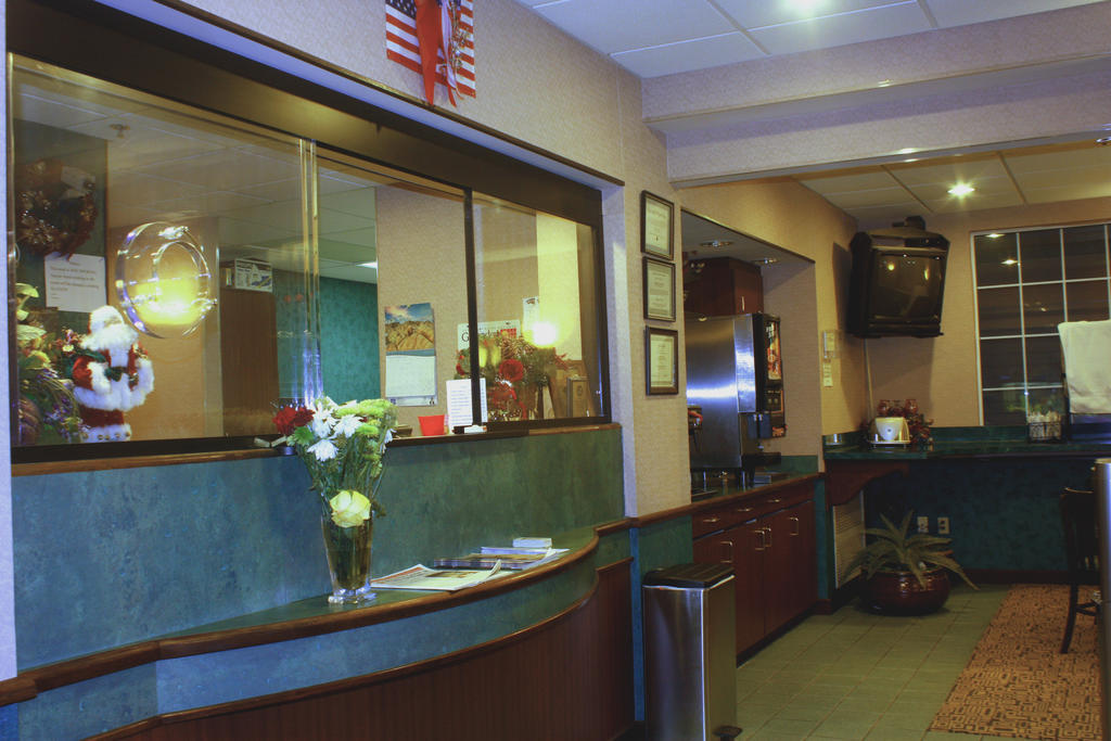 Garden City Inn מראה חיצוני תמונה